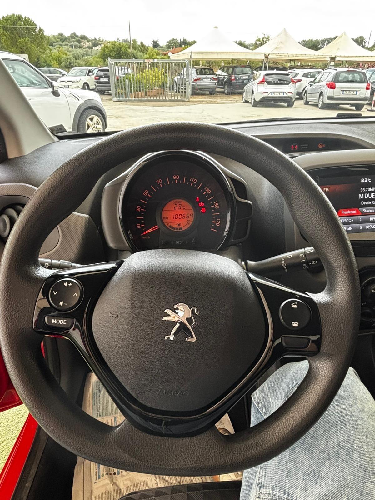 Peugeot 108 VTi 72 S&S 5 porte SI NEOPATENTATI