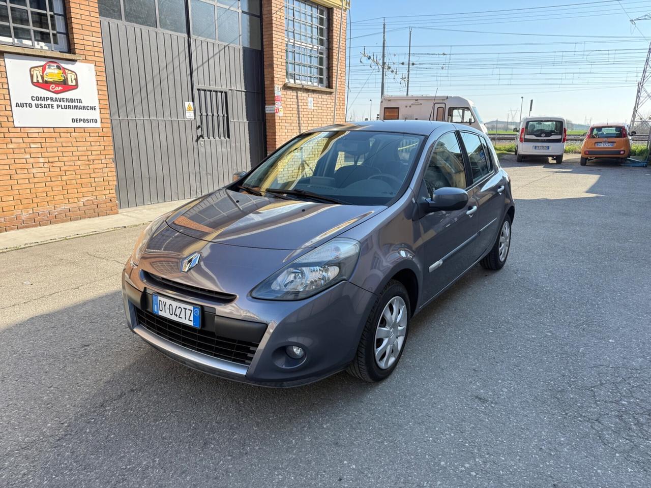 Renault Clio 1.2 16V 5 porte GPL Neopatentati Ok