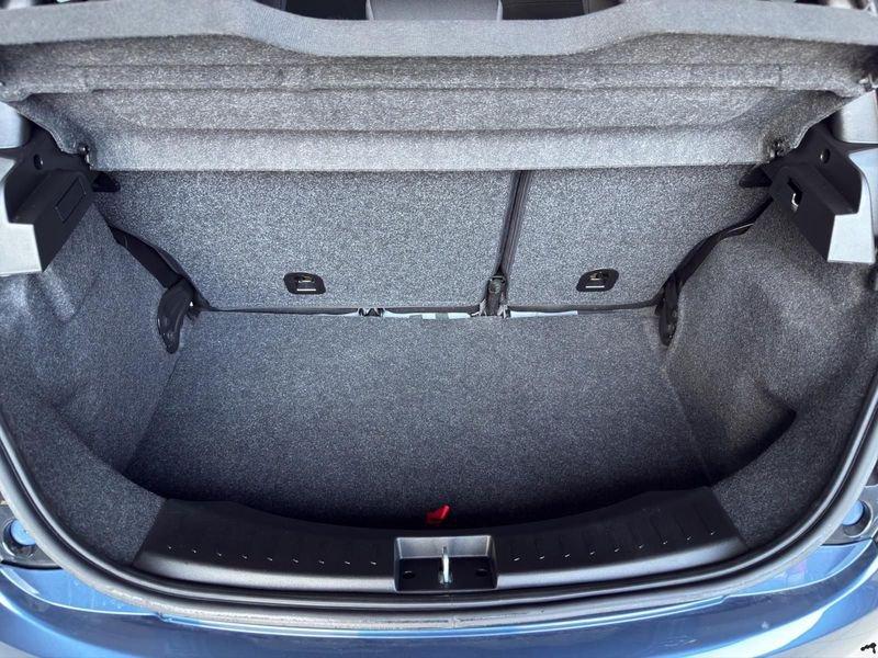 Lancia Ypsilon Ypsilon 5p 1.0 hybrid 70cv 6m Silver Plus