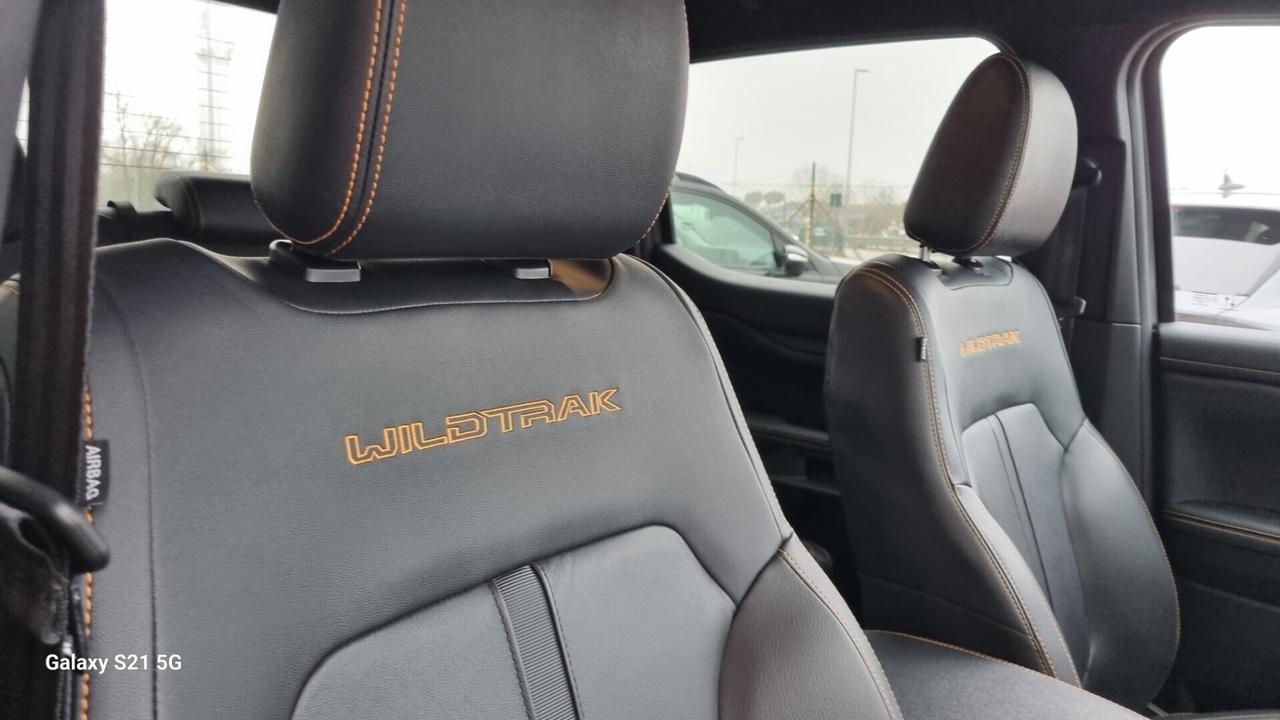 Ford Ranger 2.0 ECOBLUE DC Wildtrak 5 posti Autocarro 205 cv