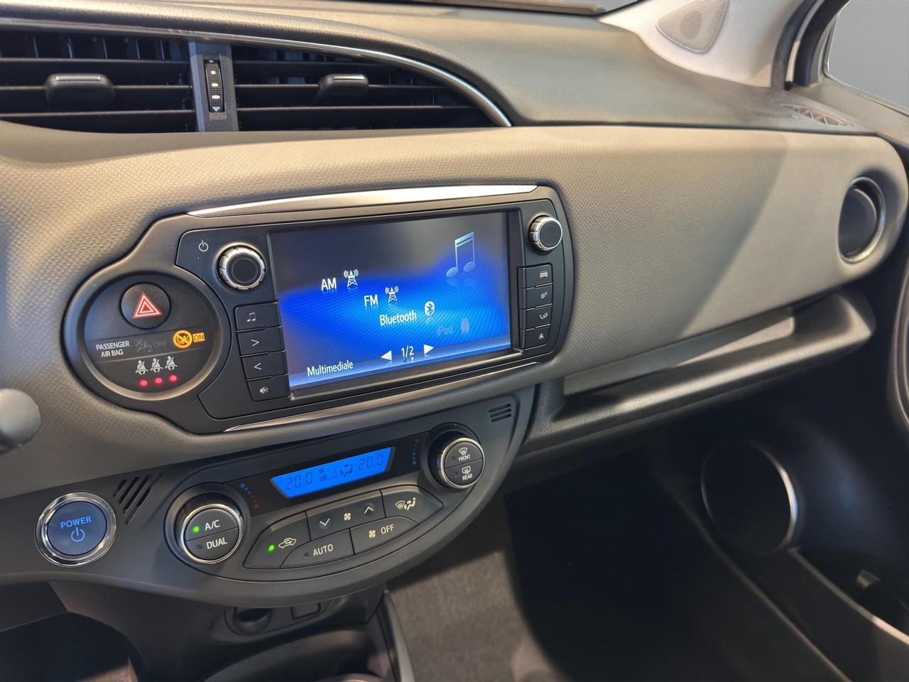 Toyota Yaris 5p 1.5h Active