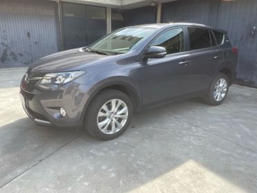 Toyota RAV 4 RAV4 2.2 D-4D 4WD Lounge
