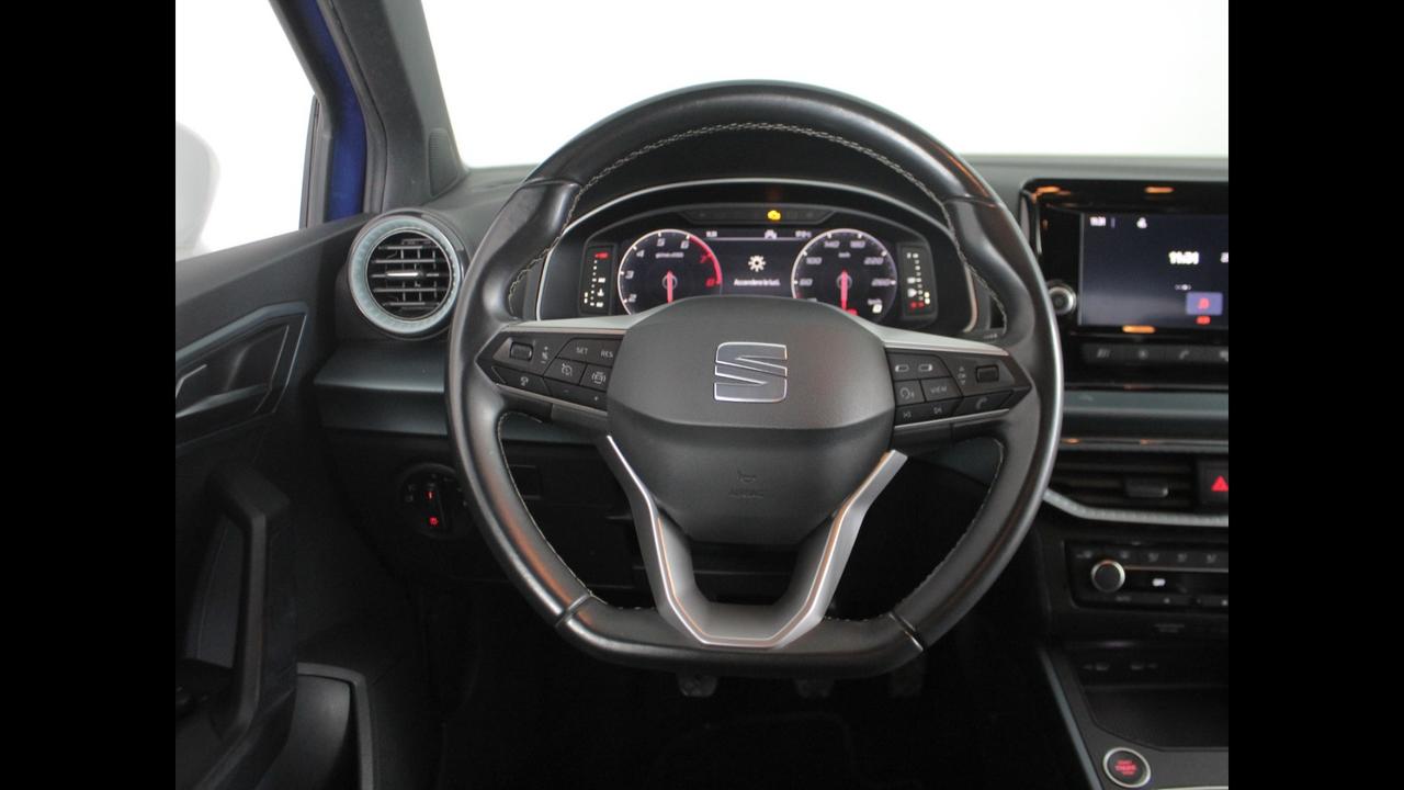 SEAT Arona 2022 - Arona 1.0 ecotsi Xperience 110cv