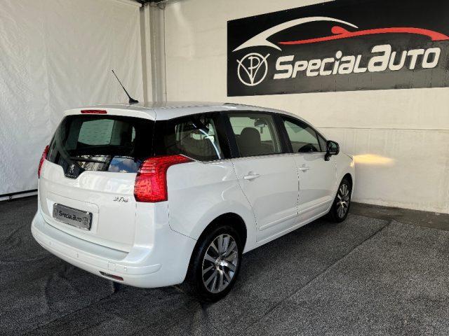 PEUGEOT 5008 2.0 HDi 163CV comandi Disabili