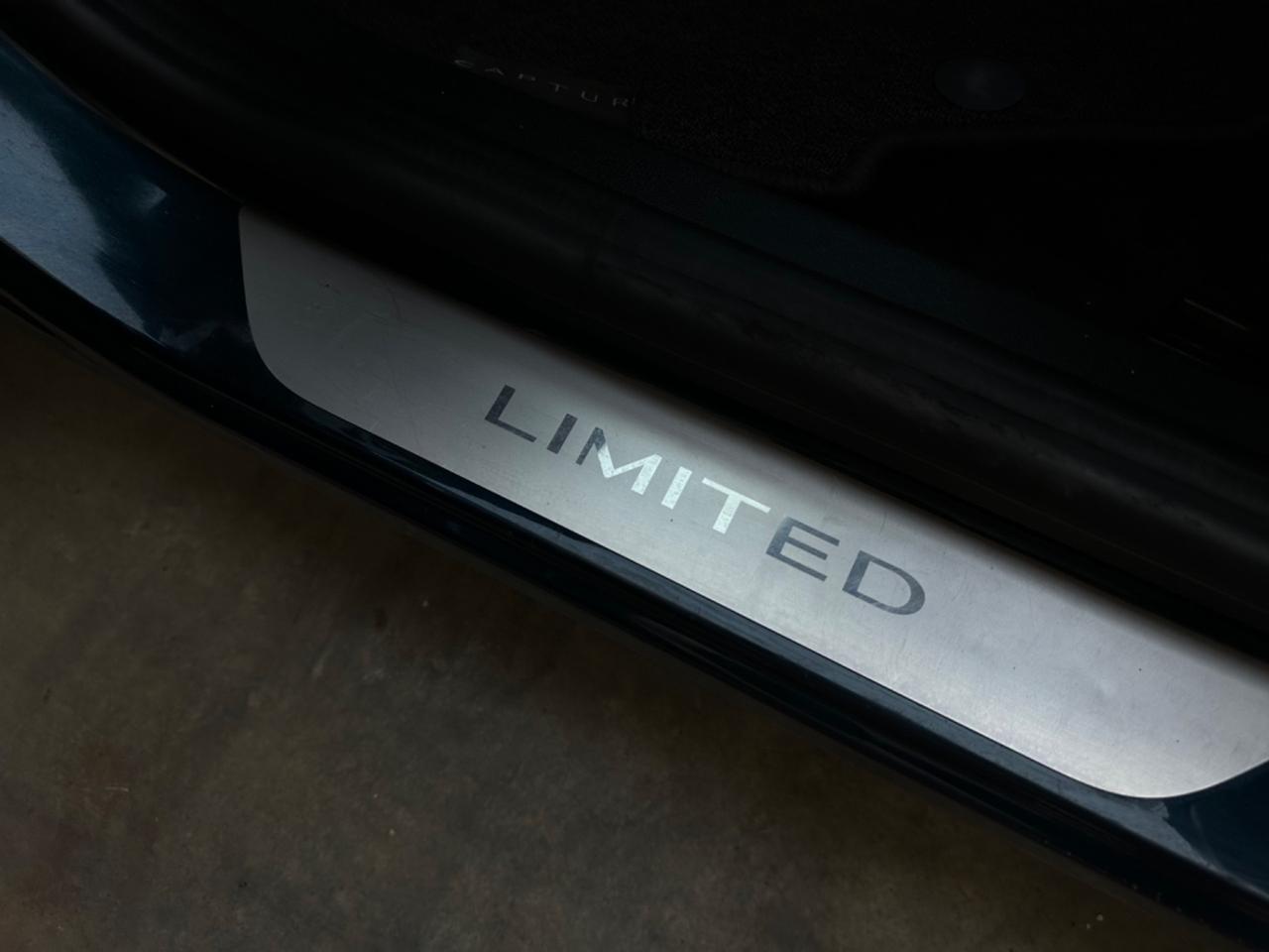RENAULT CAPTUR TCE 90 EDITION LIMITED