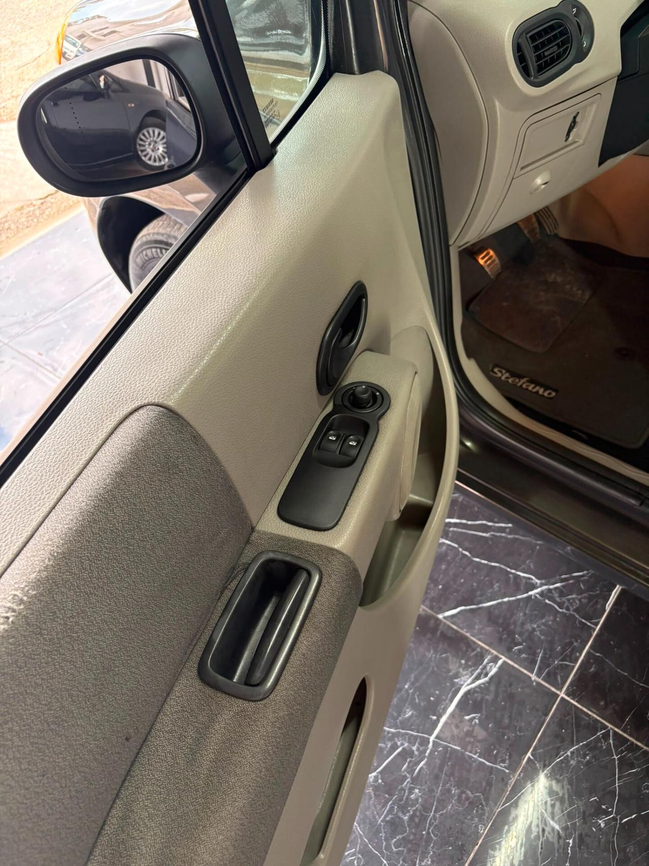 Renault Modus 1.2 16V Dynamique