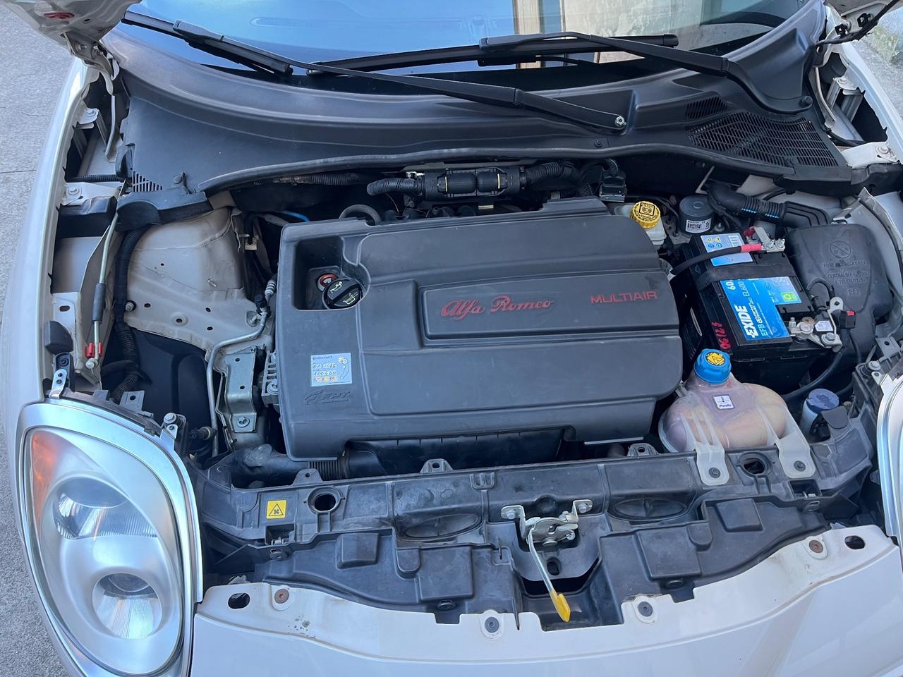 Alfa Romeo MiTo 1.4 105 CV M.air S&S Distinctive