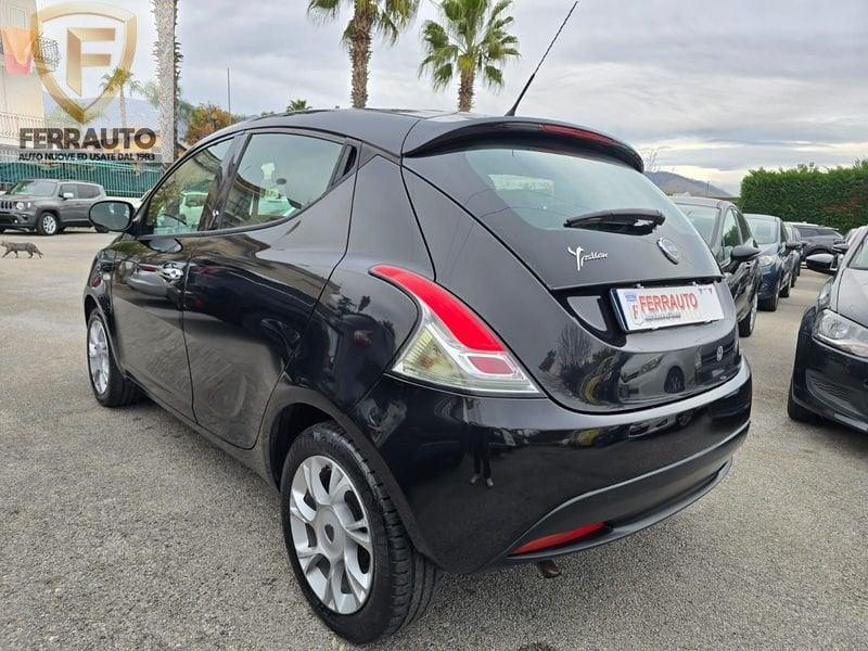 Lancia Ypsilon 0.9 TwinAir 85 CV 5 porte S&S DFN Gold