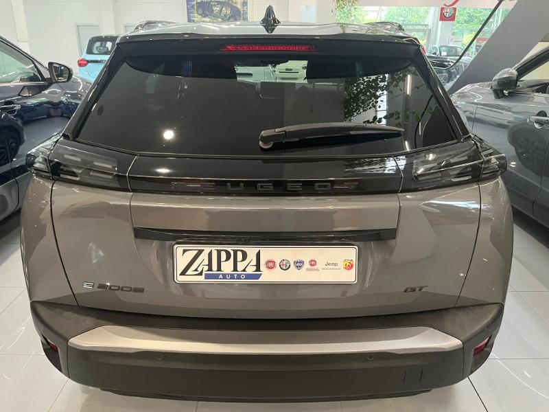 PEUGEOT 2008 motore elettrico 156 CV GT