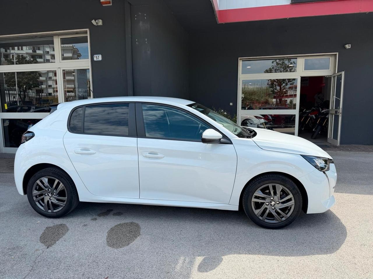 Peugeot 208 PureTech 100 Stop&Start 5 porte Allure