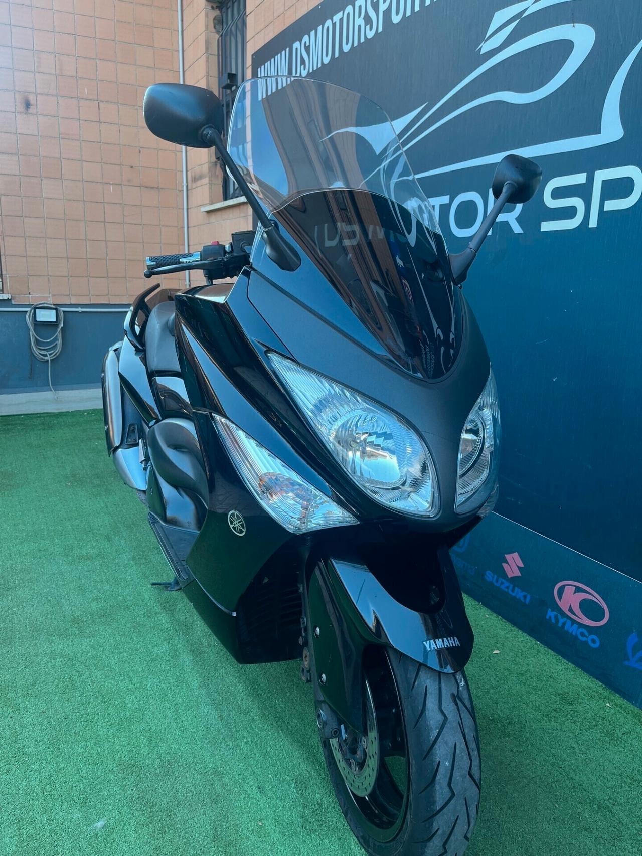 Yamaha TMAX 2011 GARANZIA FINANZIAMENTO
