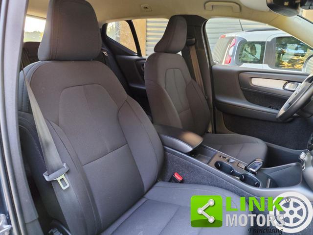 VOLVO XC40 T4 Plug-in Hybrid Inscription Expression GARANZIA