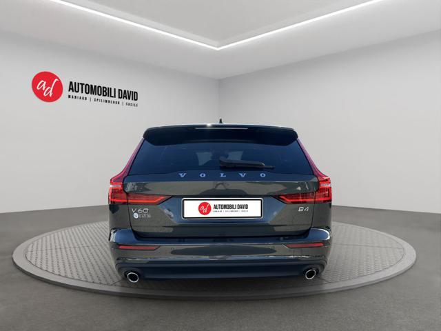 VOLVO V60 B4 (d) Geartronic Momentum Business Pro