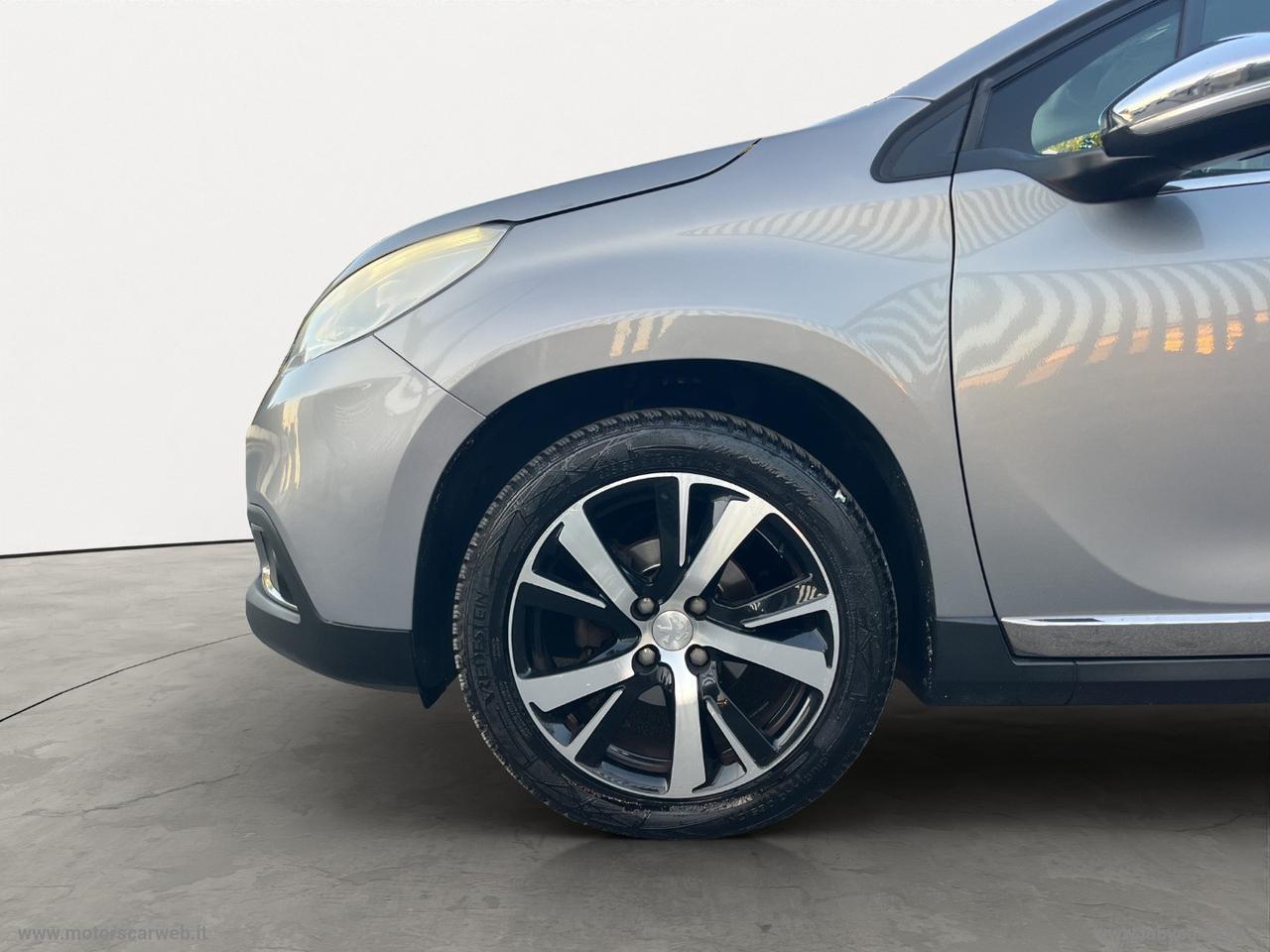 PEUGEOT 2008 BlueHDi 100 S&S Allure