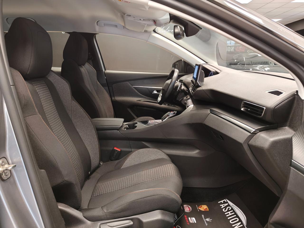 Peugeot 3008 BlueHDi 130 S&S EAT8 Active