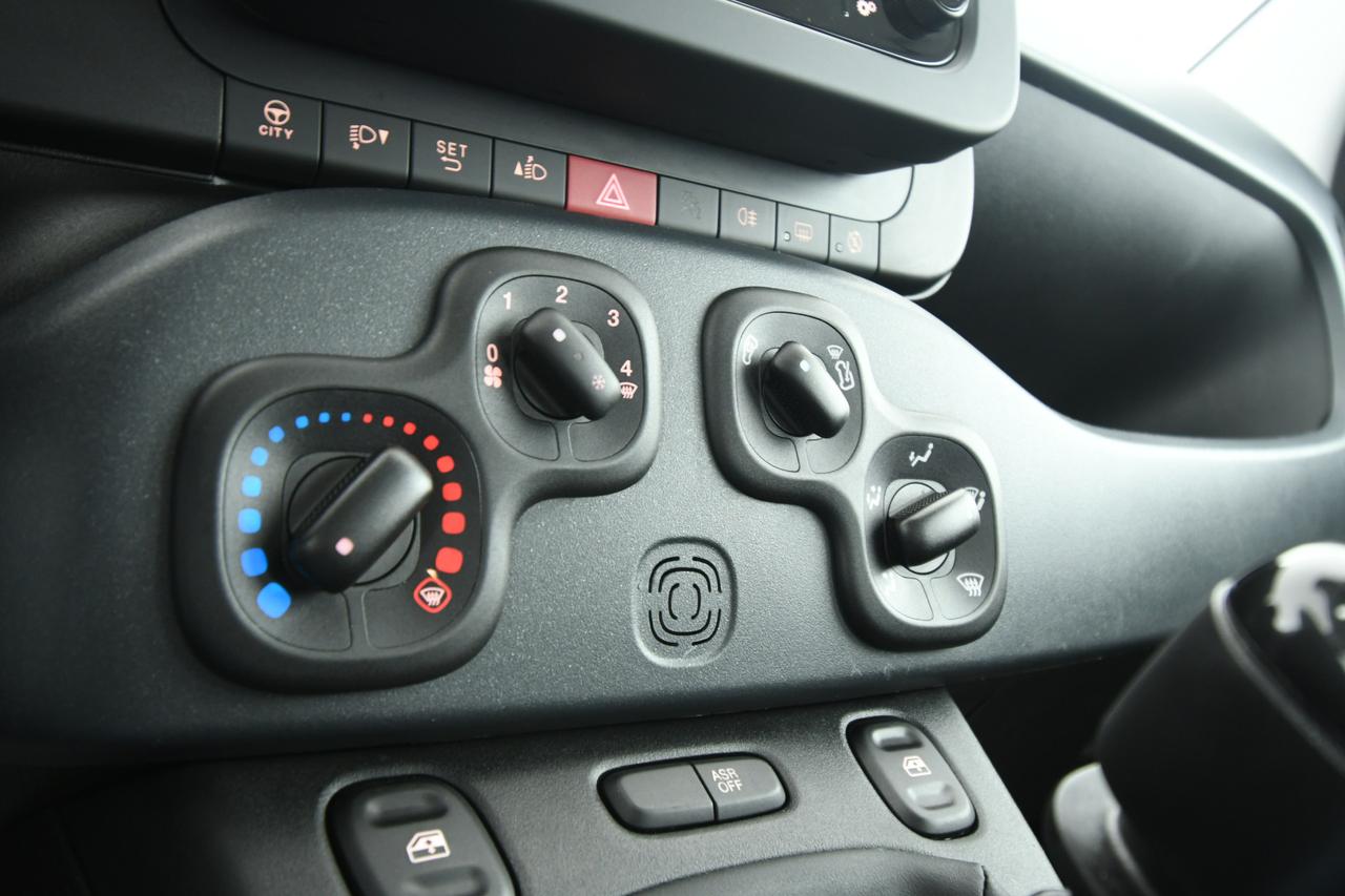 FIAT Panda 1.0 firefly hybrid s&s 70cv NEOPATENTATI+BLUETOOTH