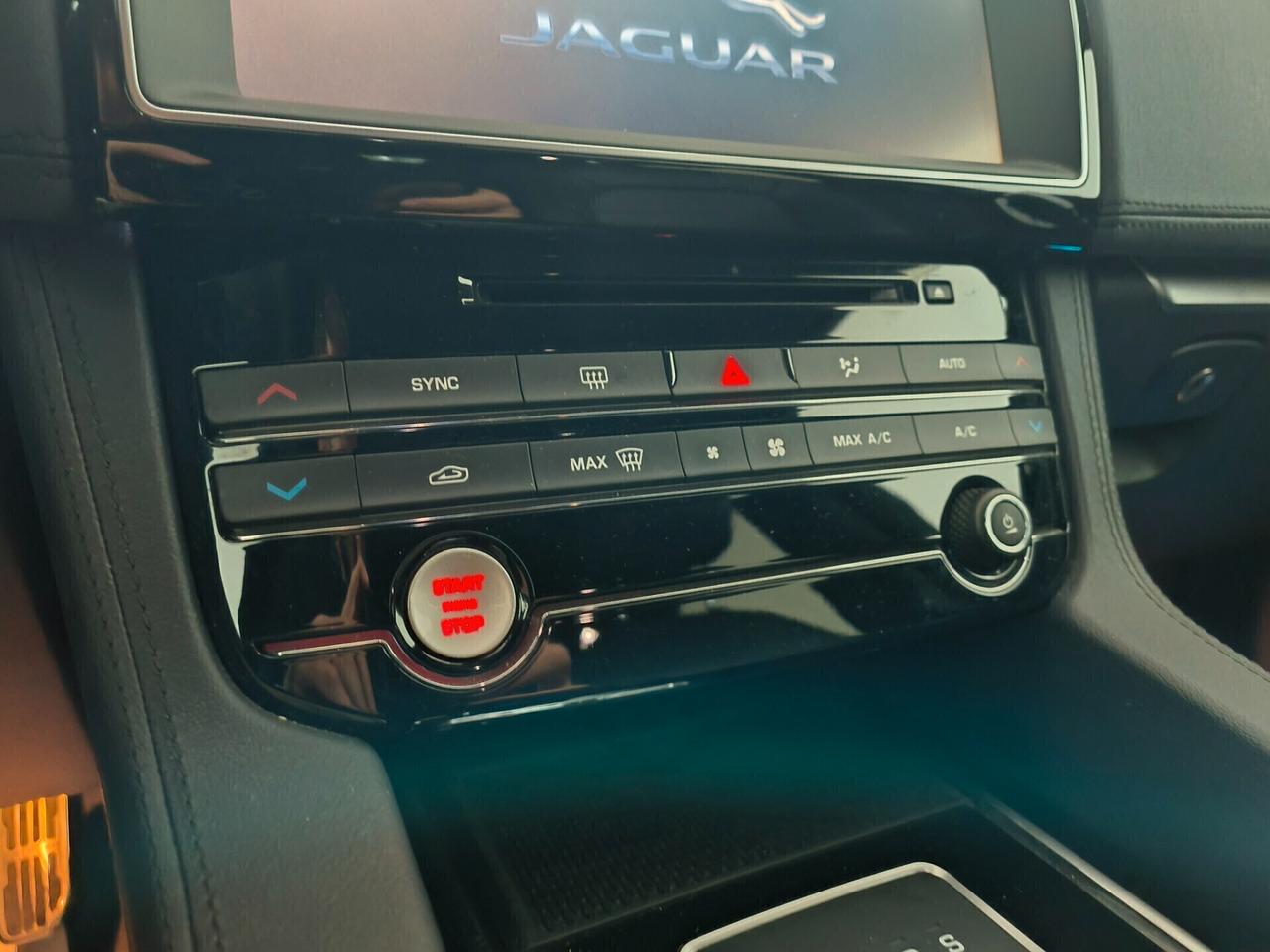 Jaguar F-Pace 2.0 D 240 CV AWD aut. Prestige