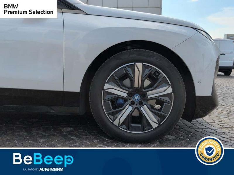 BMW iX XDRIVE40 PACCHETTO SPORTIVO