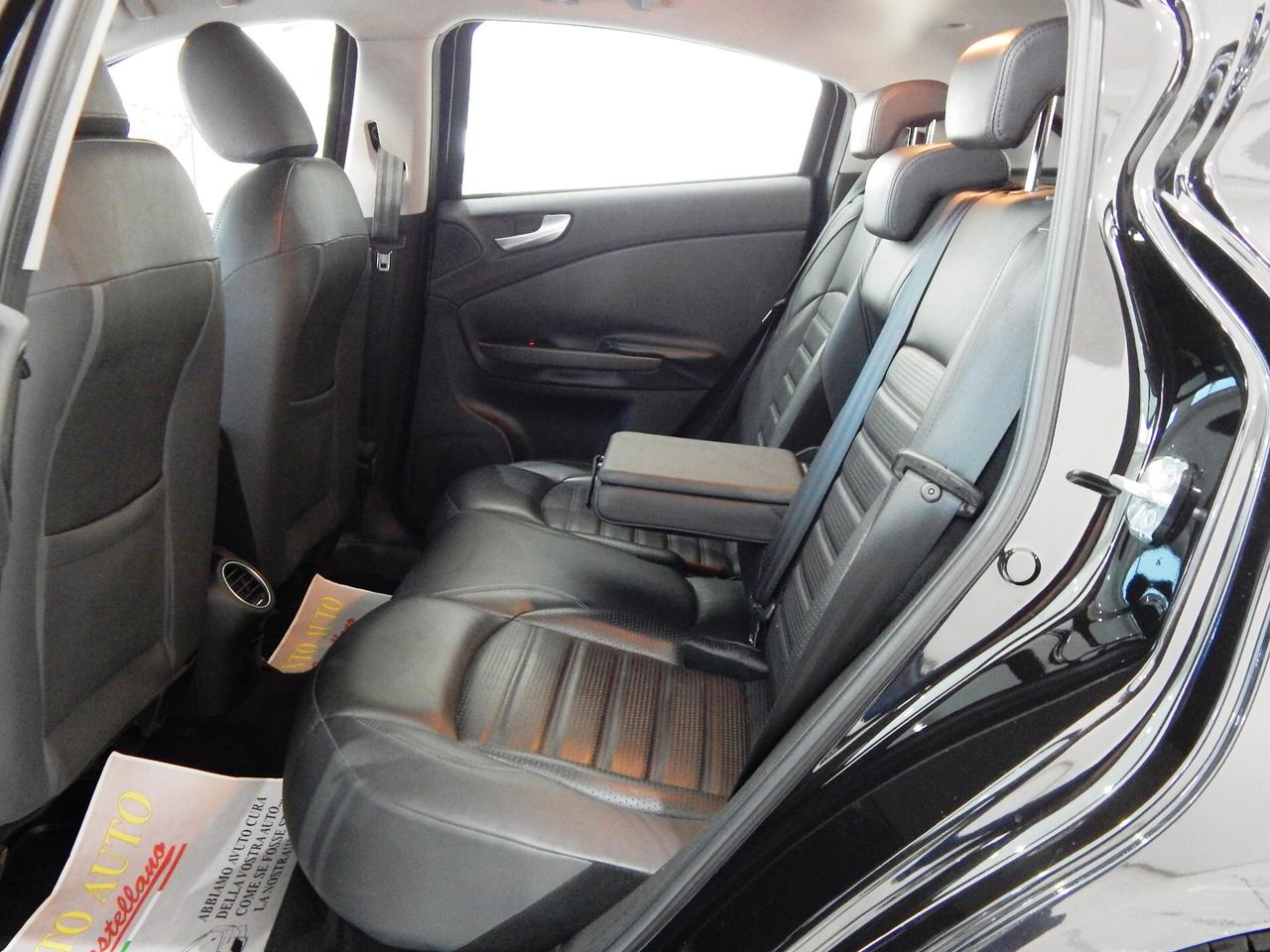 Alfa Romeo Giulietta 1.6 jtdm Distinctive 120cv NAVI-PELLE-PARK-LED