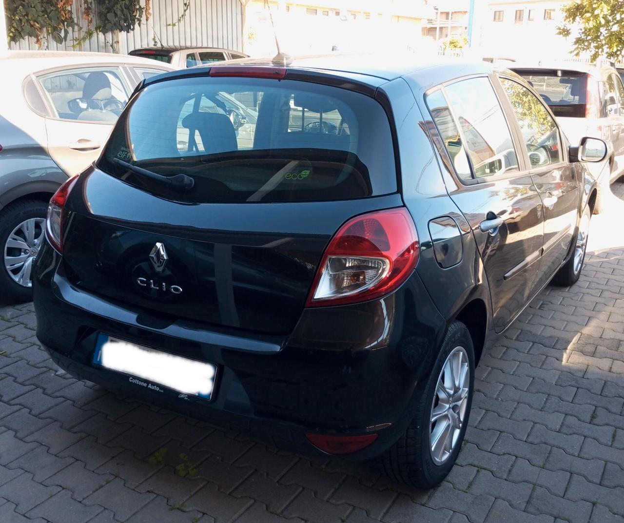 Renault Clio 1.2 16V 5 porte Confort