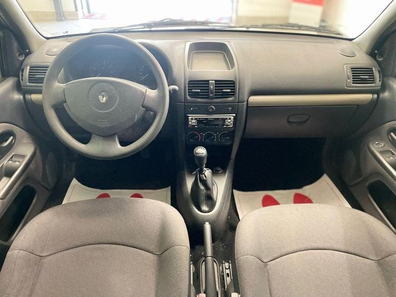 Renault Clio Clio 1.2 cat 5 porte Confort Authentique