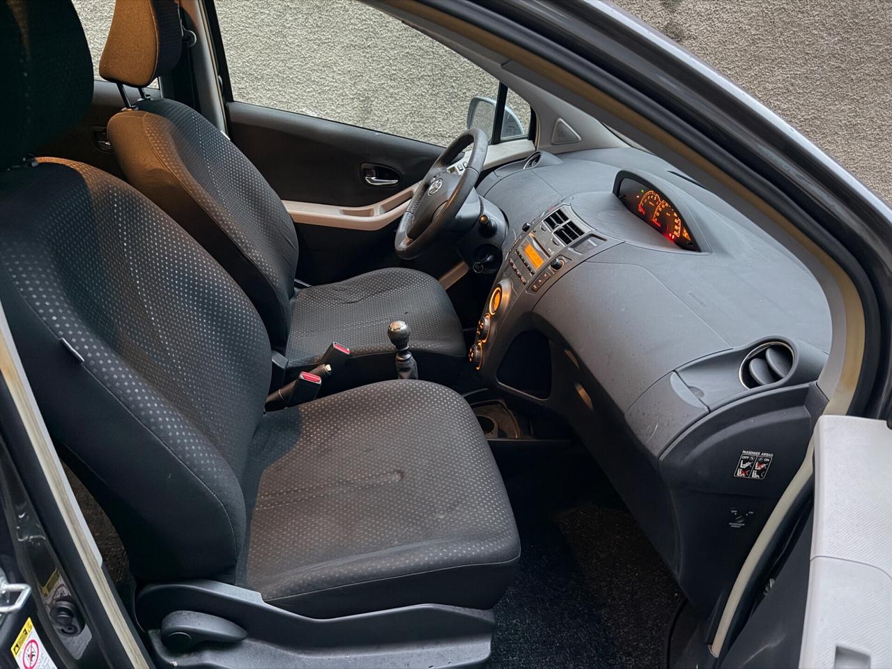 Toyota Yaris 1.4 D-4D DPF diesel solo export