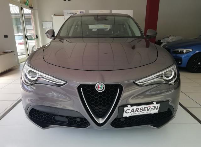 ALFA ROMEO Stelvio 2.0 Turbo 200 CV AT8 Q4 Super