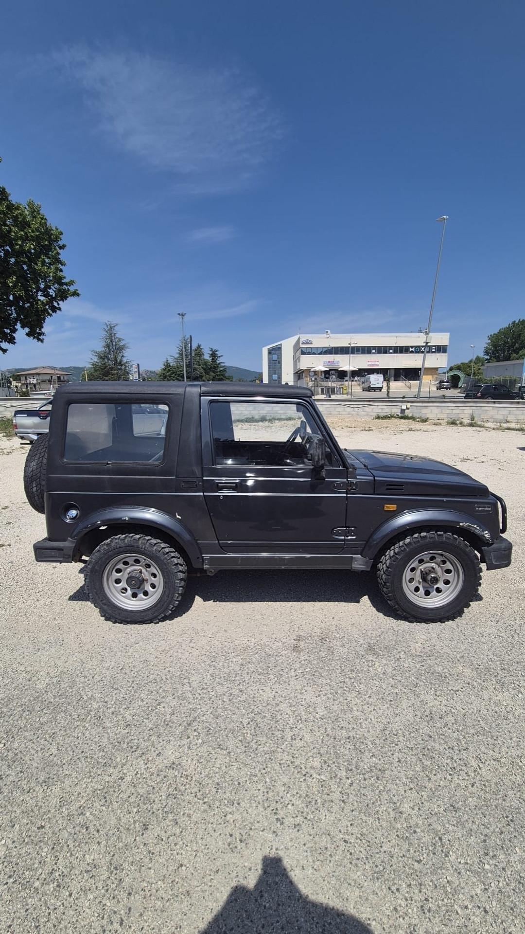 Suzuki SJ Samurai 1.3