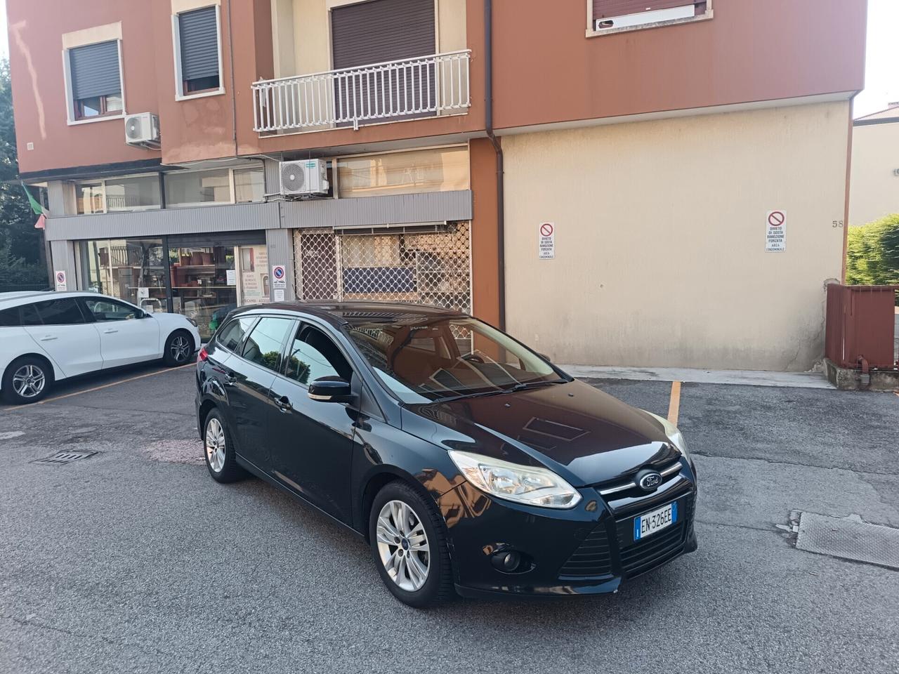 Ford Focus 1.6 TDCi 115 CV SW ok neo patente
