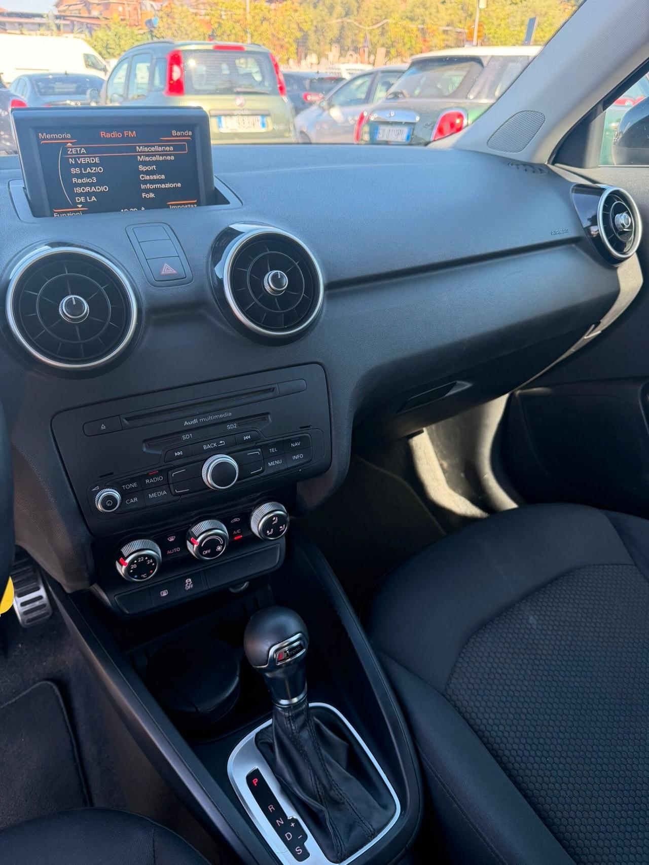 Audi A1 1.6 TDI S line edition plus
