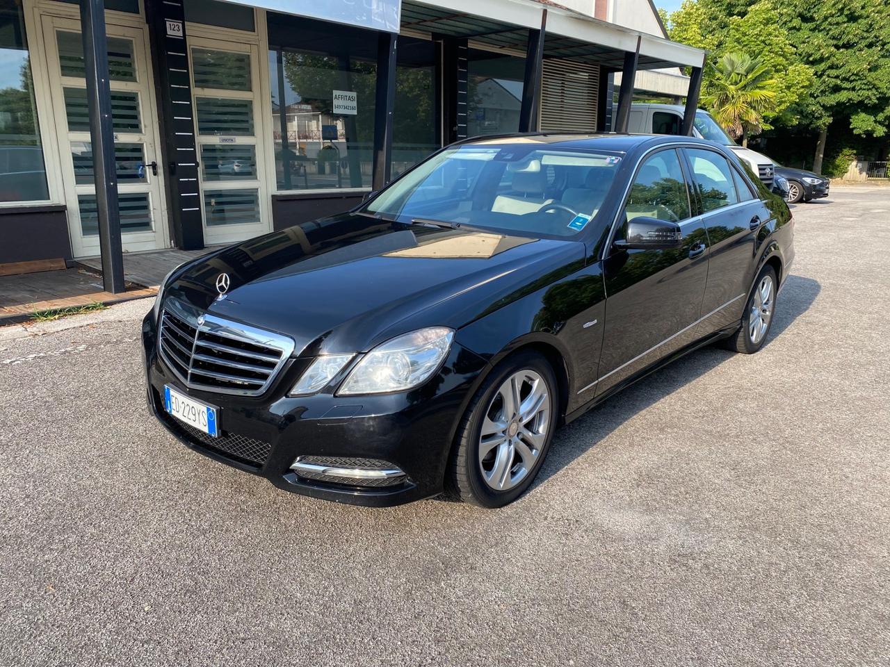 Mercedes-benz E 250 E BlueEFFICIENCY Avantgarde