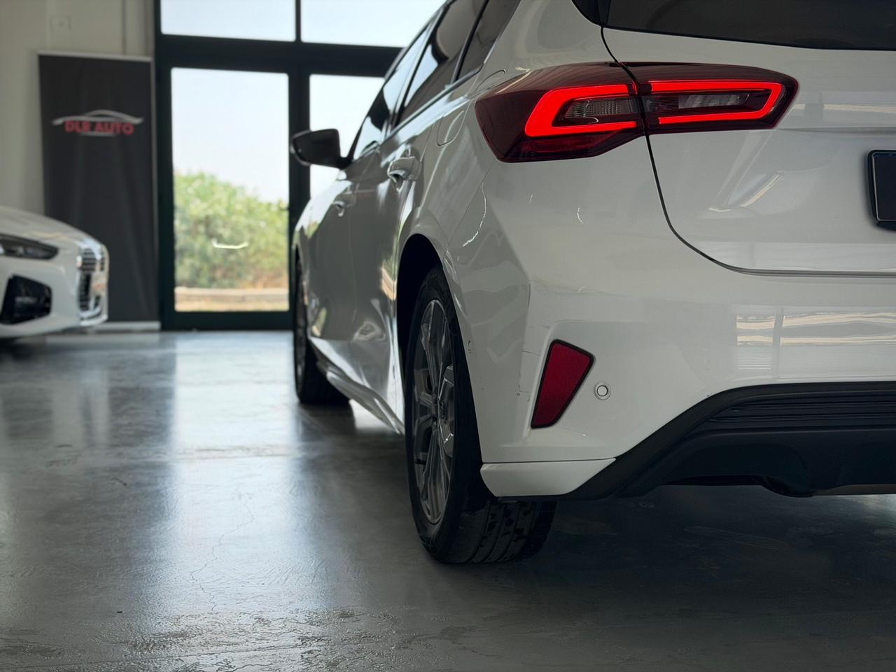 Ford Focus 1.0 EcoBoost Hybrid 125 CV ST Line X