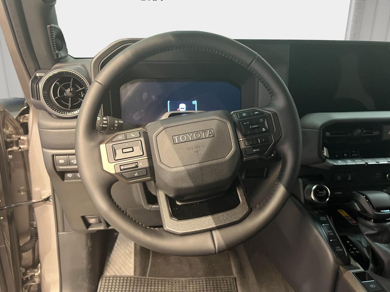 Toyota Land Cruiser 2.8 d-4d Lounge awd auto