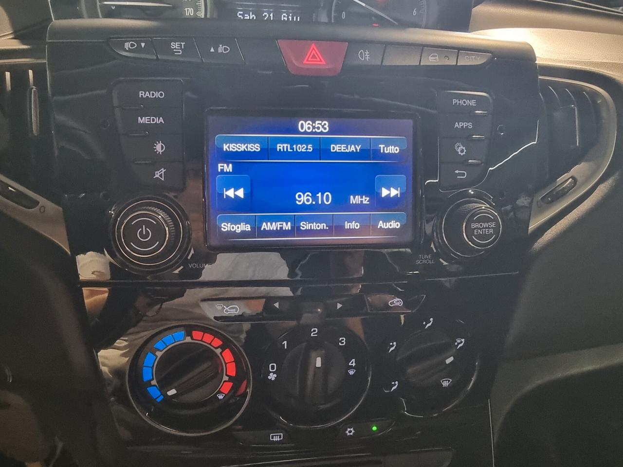 Lancia Ypsilon 1.2 69 CV 5 porte Gold