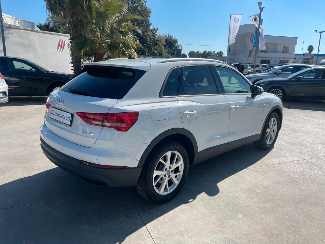 Audi Q3 35 TDI S tronic Business