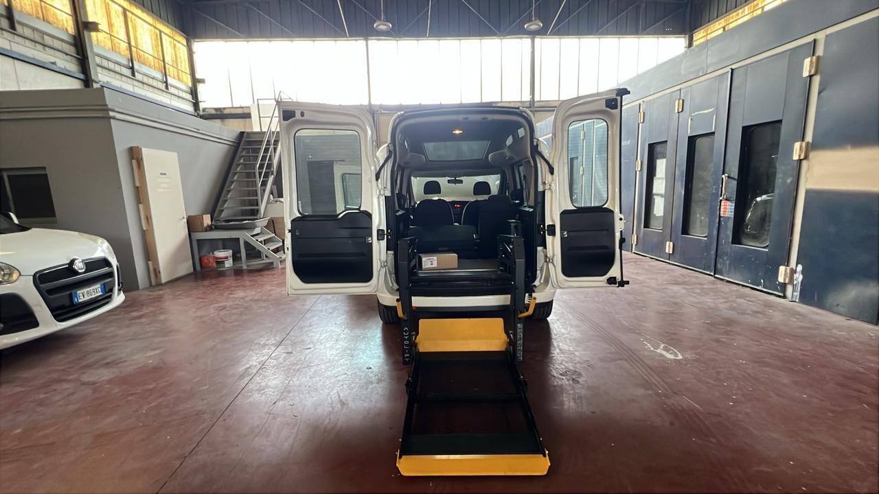 Fiat Doblo Tetto Alto auto per disabili usata