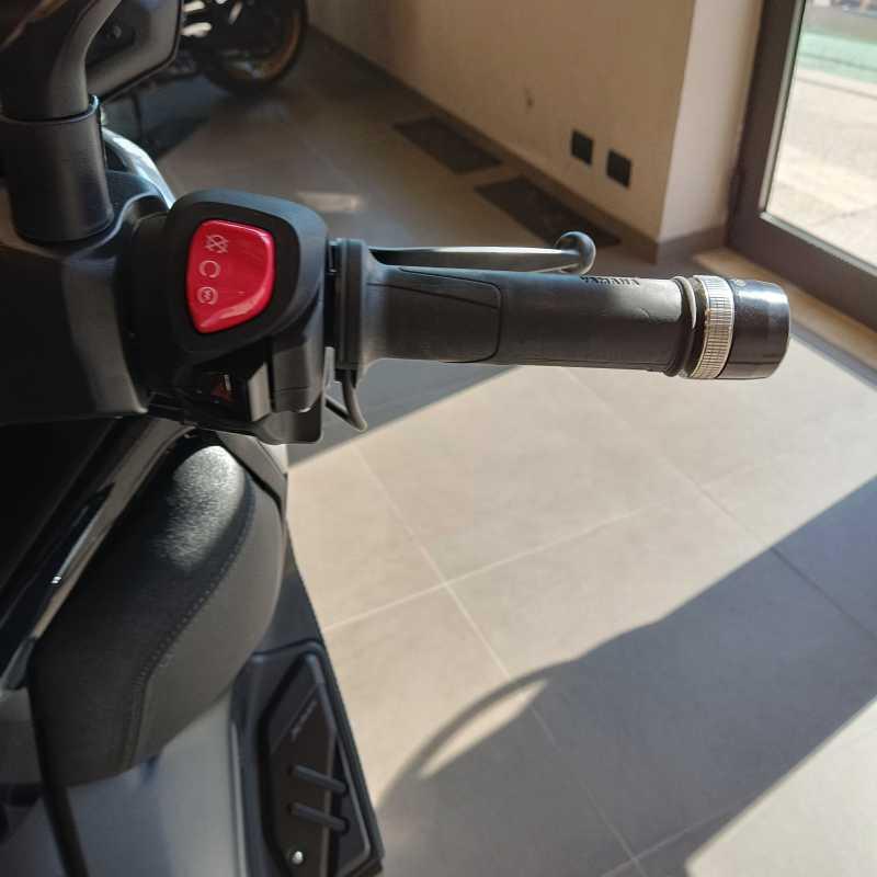 Yamaha X-Max 300 Tech Max+ - 2026