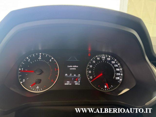 RENAULT Captur Blue dCi 95 CV Intens