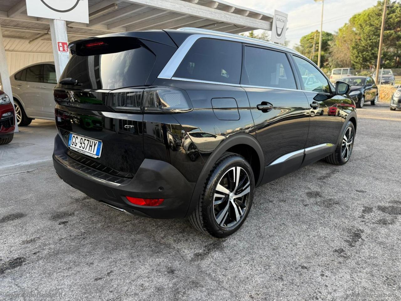 PEUGEOT 5008 BlueHDi 130 S&S EAT8 GT Line
