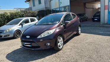 Ford Fiesta Ikon 1.4 3 porte Bz.- GPL