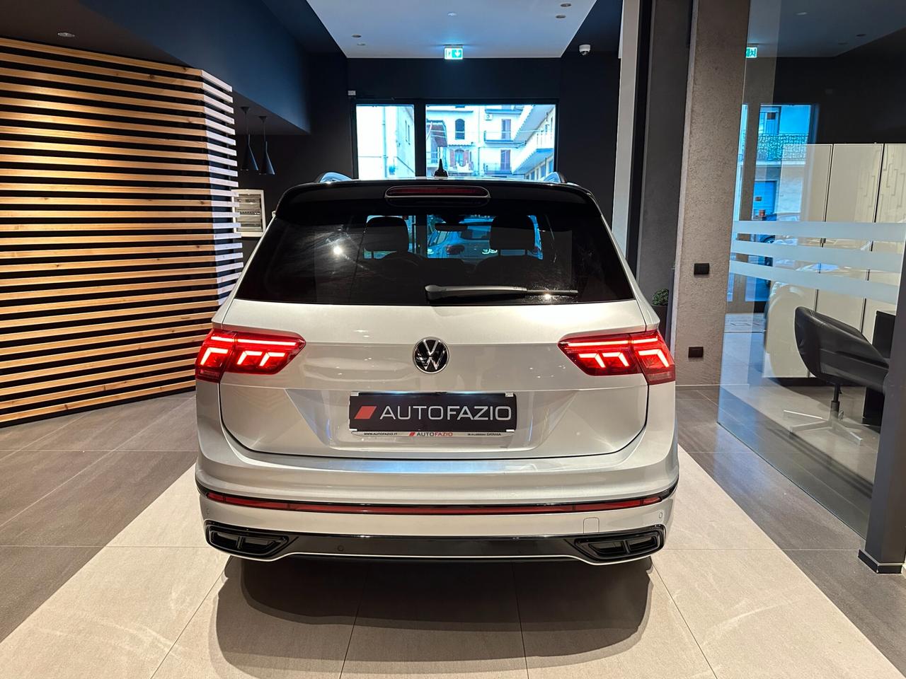 Volkswagen Tiguan 2.0 TDI 150 CV SCR R-Line