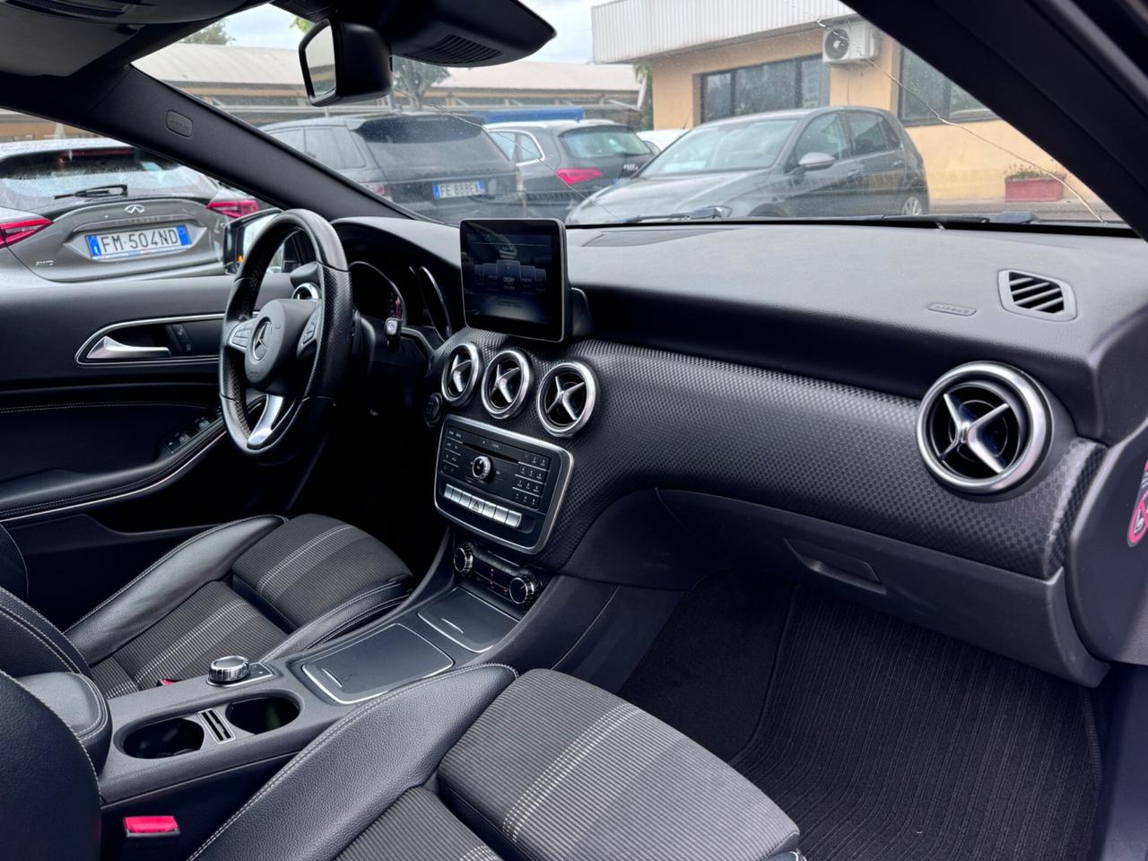 Mercedes-benz A 180 A 180 d Automatic Sport