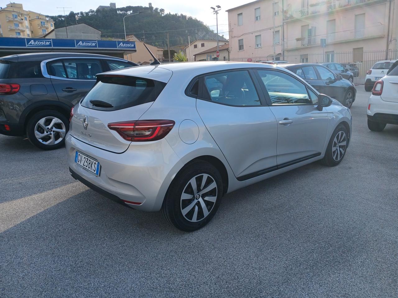 Renault Clio TCE 90CV 5P 2023 BENZINA