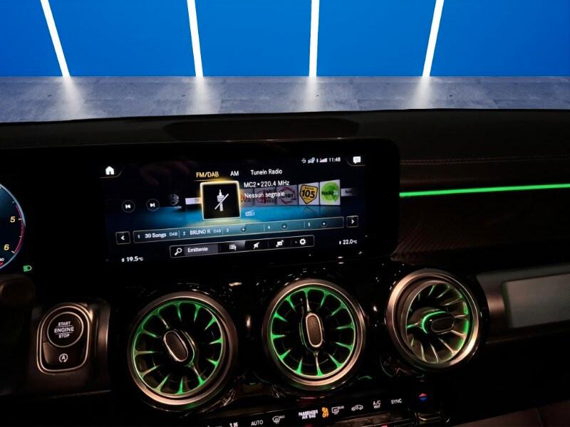 MERCEDES GLB (X247) GLB 200 d Automati...