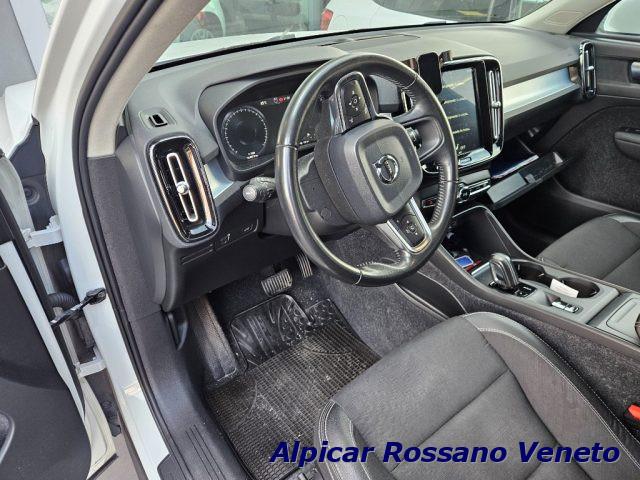 VOLVO XC40 D3 AWD Geartronic Momentum