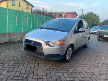Mitsubishi Colt 1.1 12V 5p. Inform