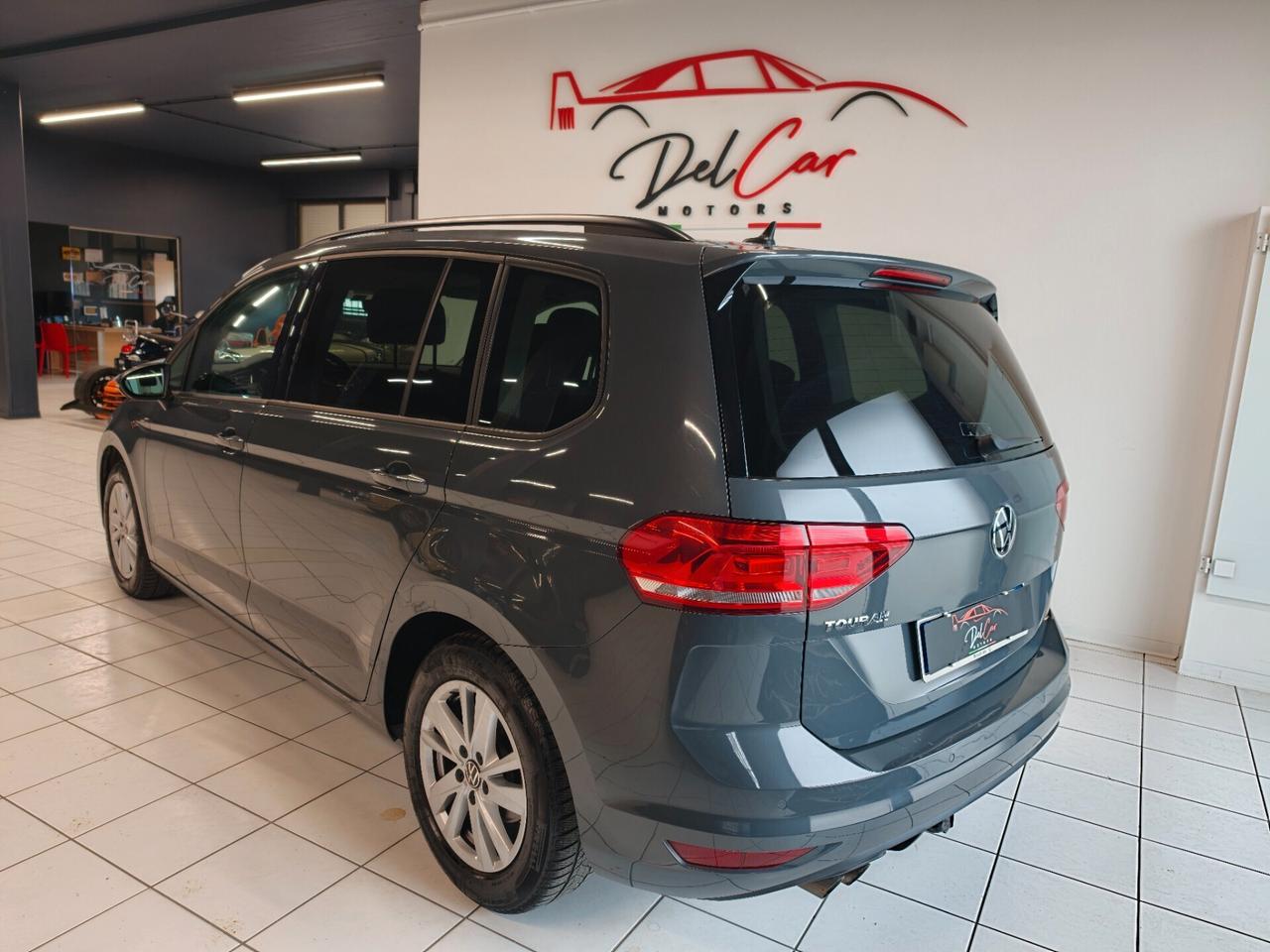 Volkswagen Touran 2.0 TDI 150 CV SCR DSG Executive BlueMotion Tech.