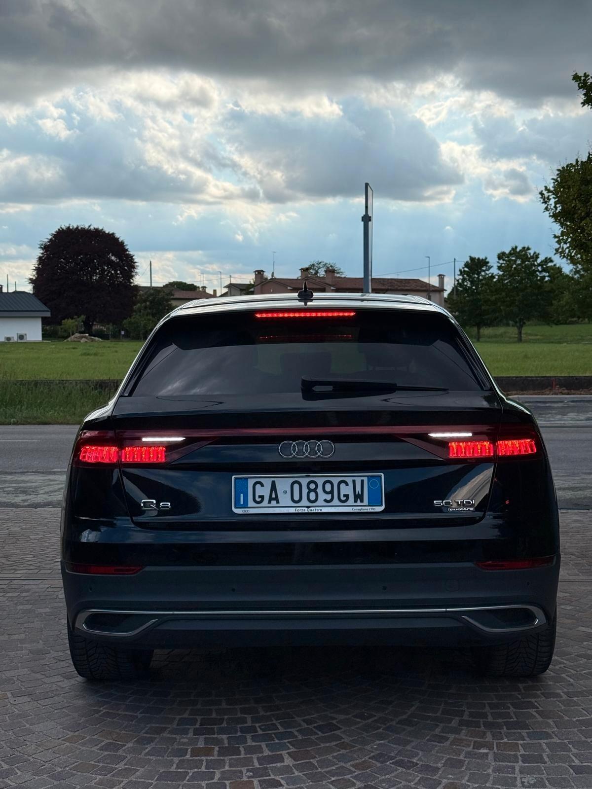 Audi Q8 50 TDI 286 CV quattro tiptronic