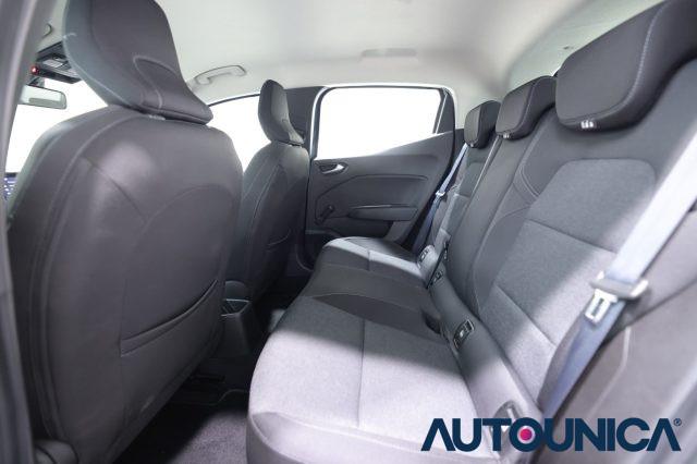 RENAULT Clio TCE 90 CV 5 PORTE BUSINESS FARI LED