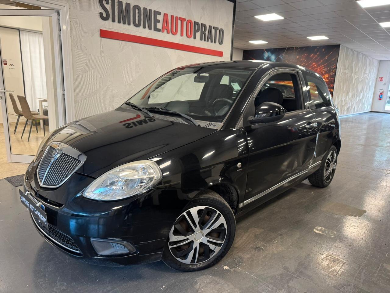 Lancia Ypsilon 1.3 MJT 75 CV Elle